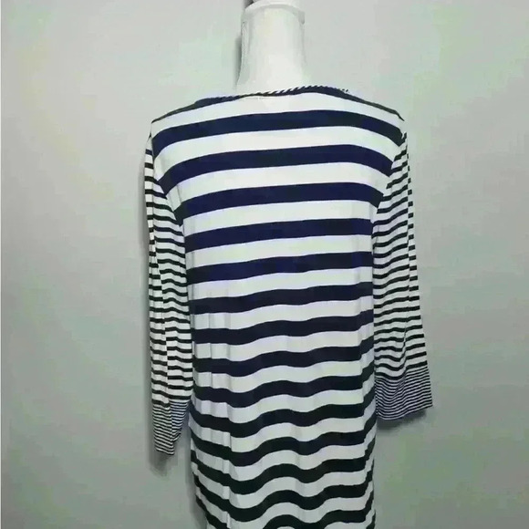 Chicos Size 1 Top Women's Navy & White Multi Striped 3/4 Sleeve Shirt Hi-Low Hem - Picture 2 of 5